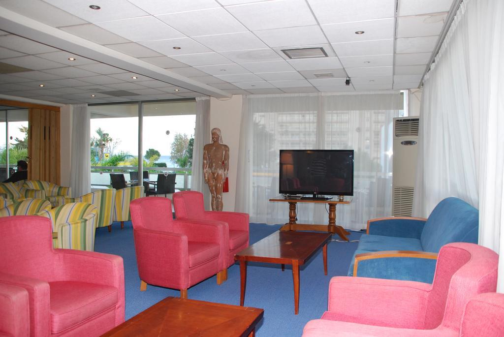 The Caravel Hotel Limassol Kültér fotó