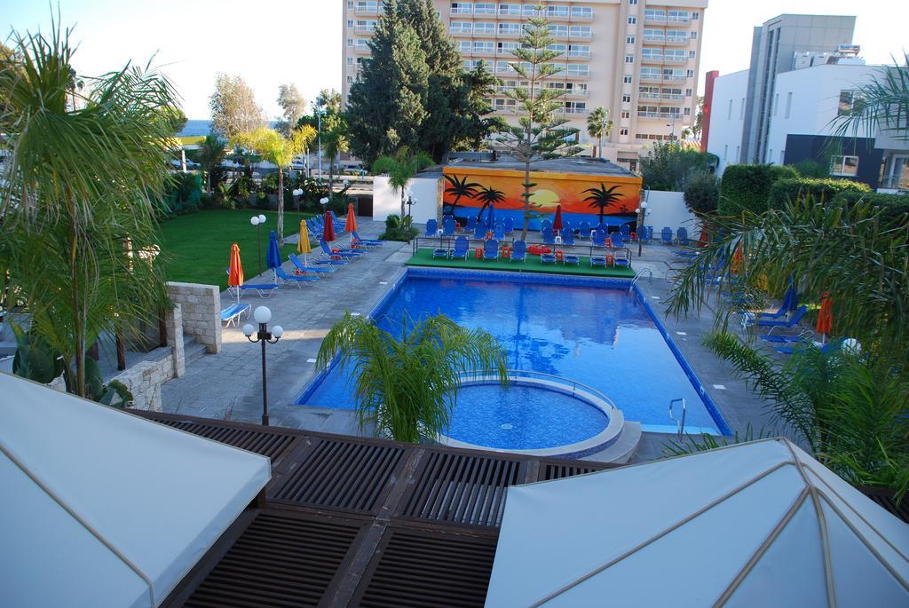 The Caravel Hotel Limassol Kültér fotó