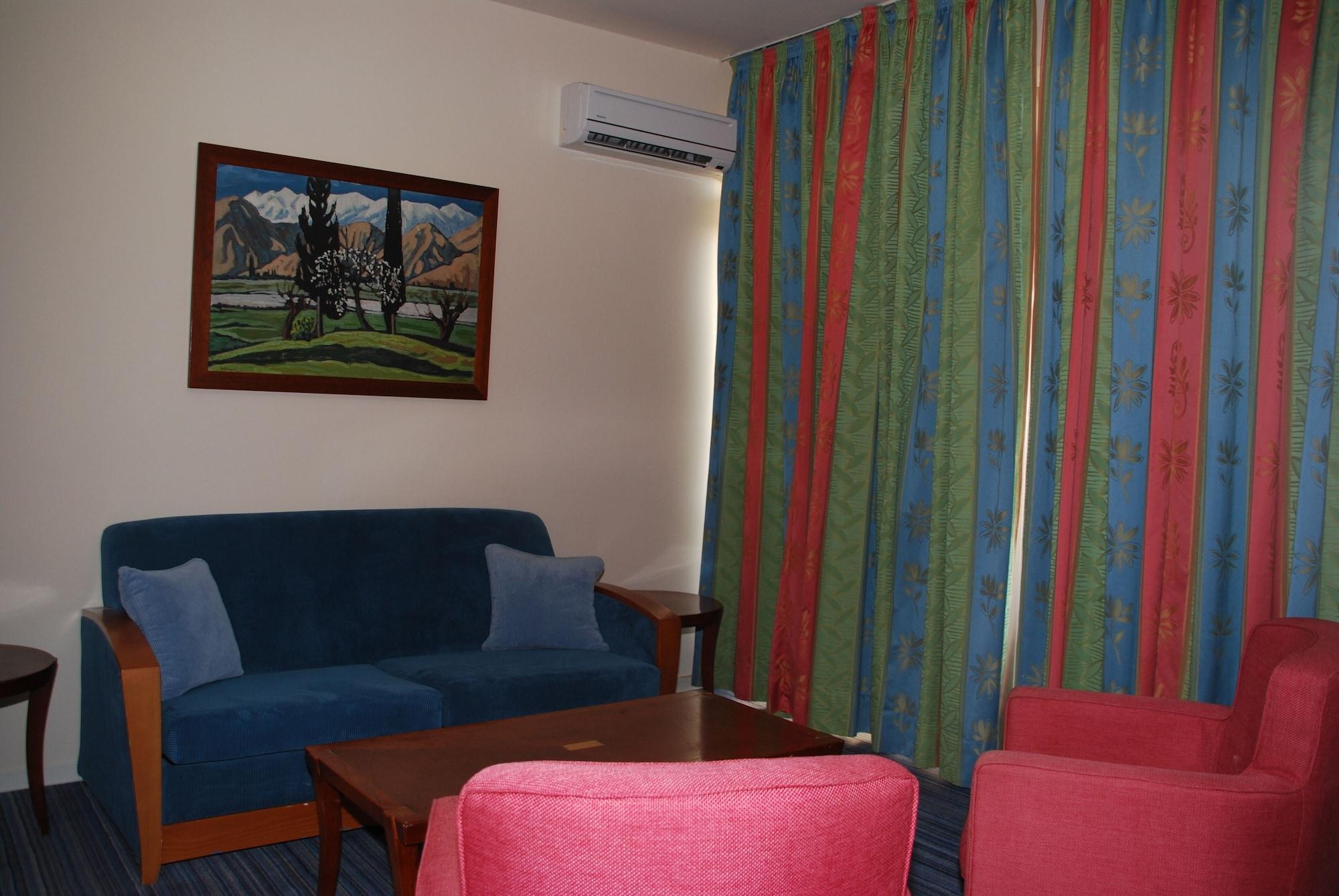 The Caravel Hotel Limassol Kültér fotó