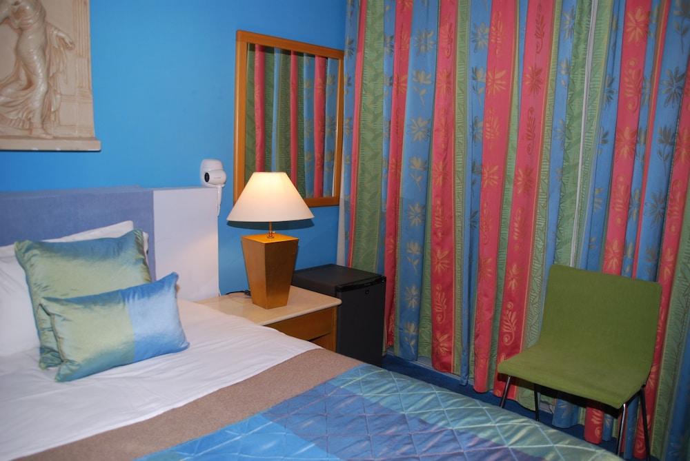 The Caravel Hotel Limassol Kültér fotó